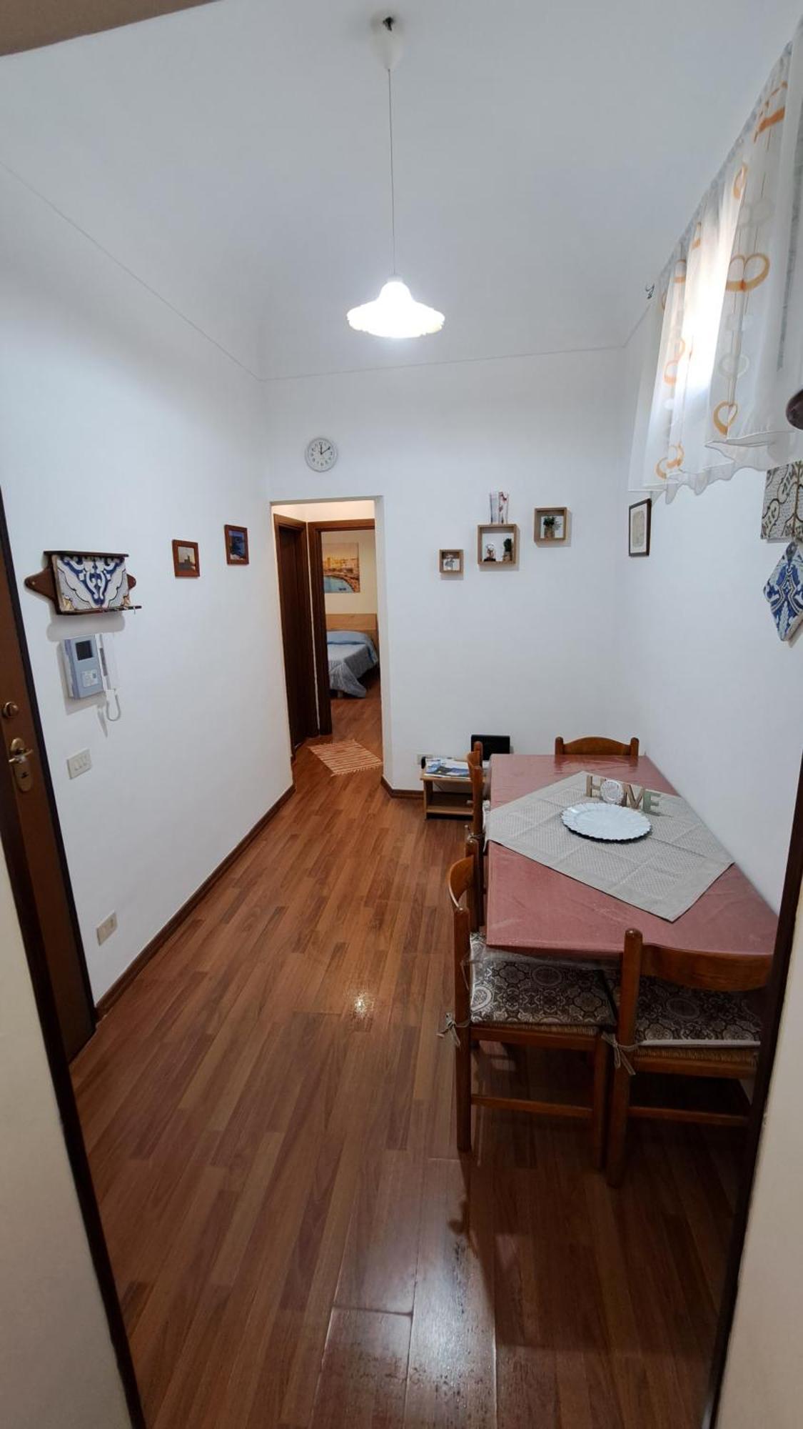 La Casa Di Paoletta A Due Passi Dal Mare Lägenhet Trapani Exteriör bild