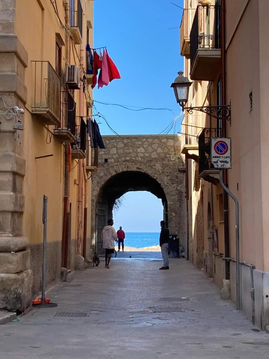 La Casa Di Paoletta A Due Passi Dal Mare Lägenhet Trapani Exteriör bild