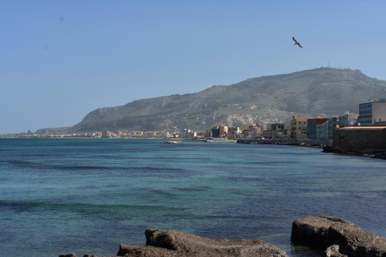 La Casa Di Paoletta A Due Passi Dal Mare Lägenhet Trapani Exteriör bild